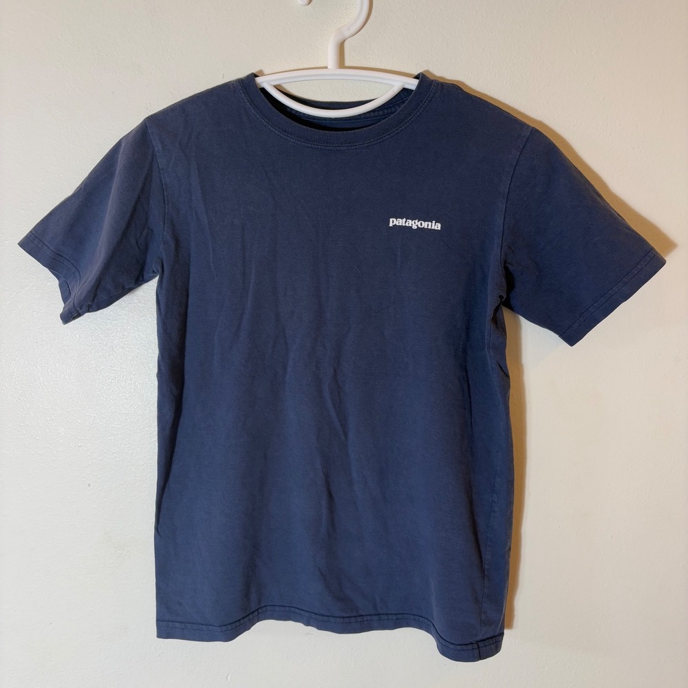 Patagonia P-6 Logo T-Shirt Kids Size M(10) Navy Blue 62174